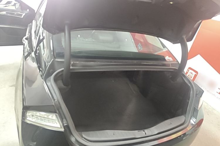 Used Lincoln MKZ 2014 2.0T Luxury Edition Trunk