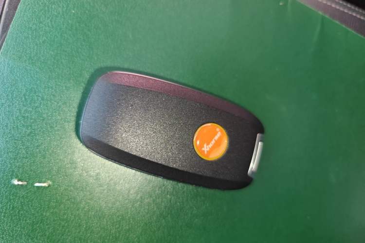 Used Lincoln MKZ 2014 2.0T Luxury Edition Vehicle Key
