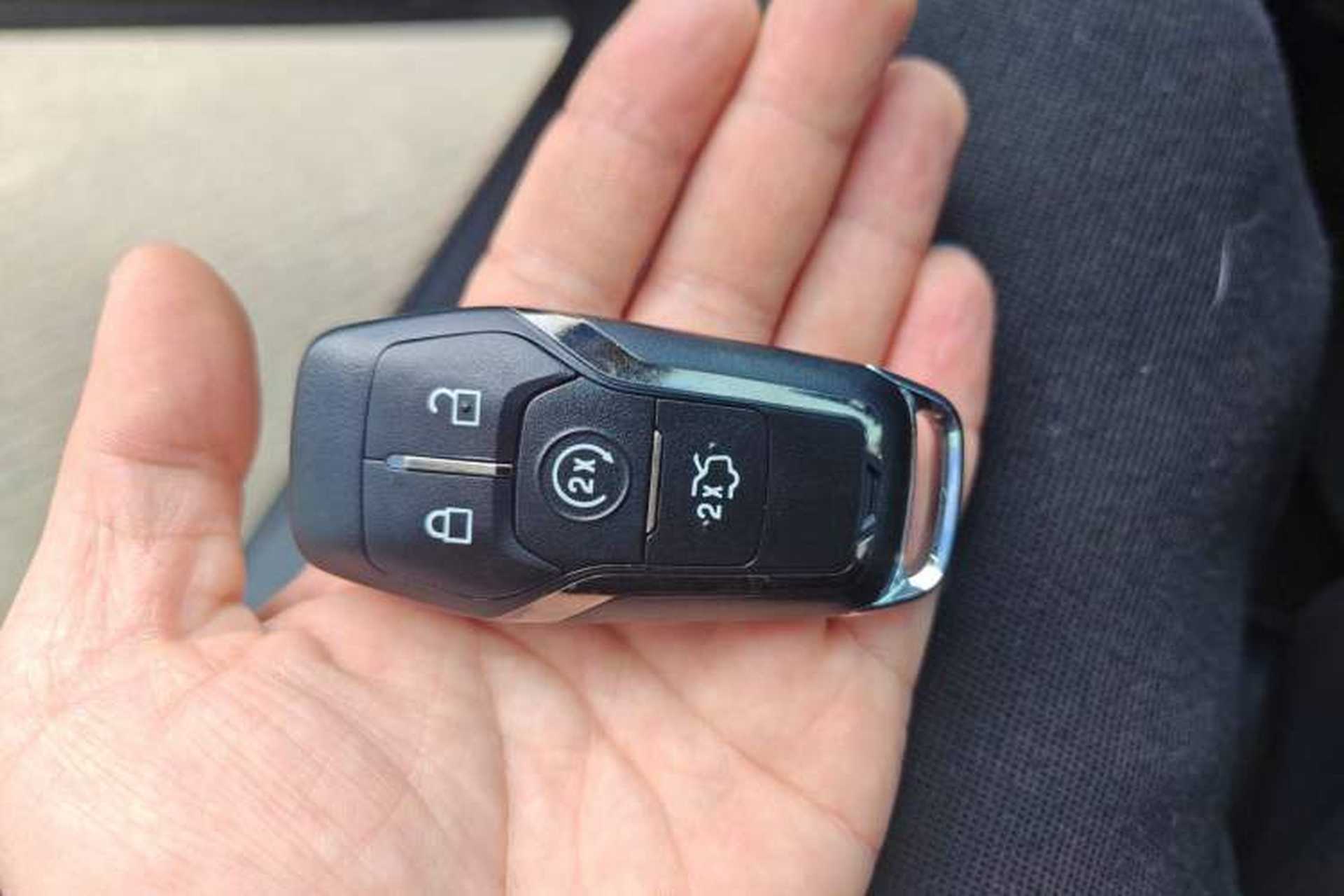 Used Lincoln MKZ 2014 2.0T Luxury Edition Vehicle Key
