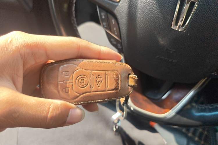 Used Lincoln MKZ 2014 2.0T Prestige Edition Vehicle Key