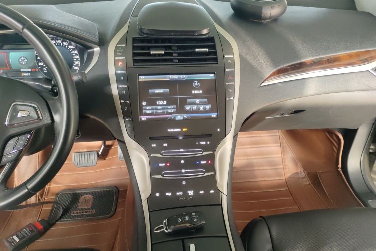 Used Lincoln MKZ 2014 2.0T Luxury Edition Audio And AC Panel
