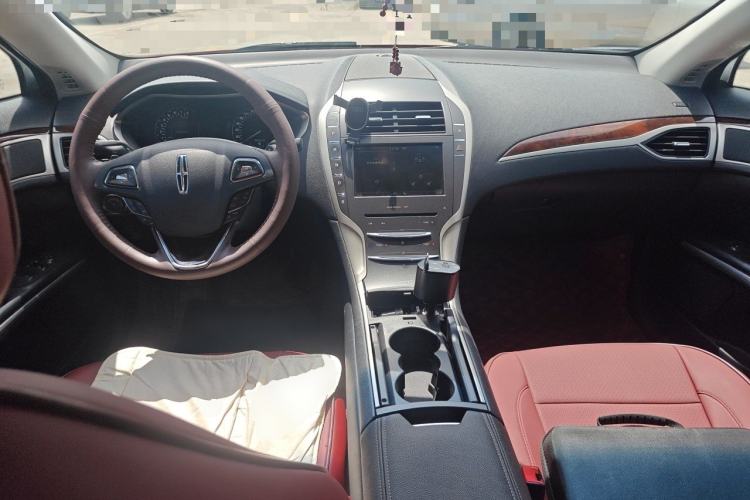 Used Lincoln MKZ 2014 2.0T Luxury Edition Center Console