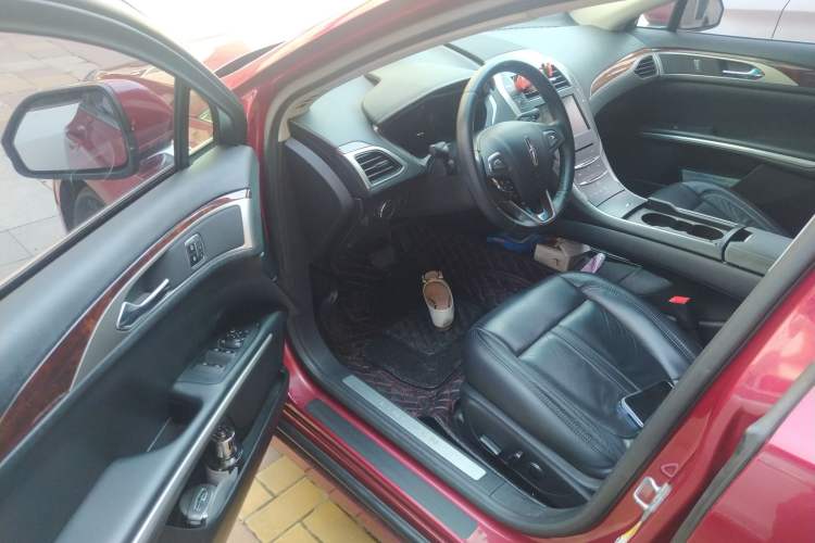Used Lincoln MKZ 2014 2.0T Luxury Edition Driver Seat