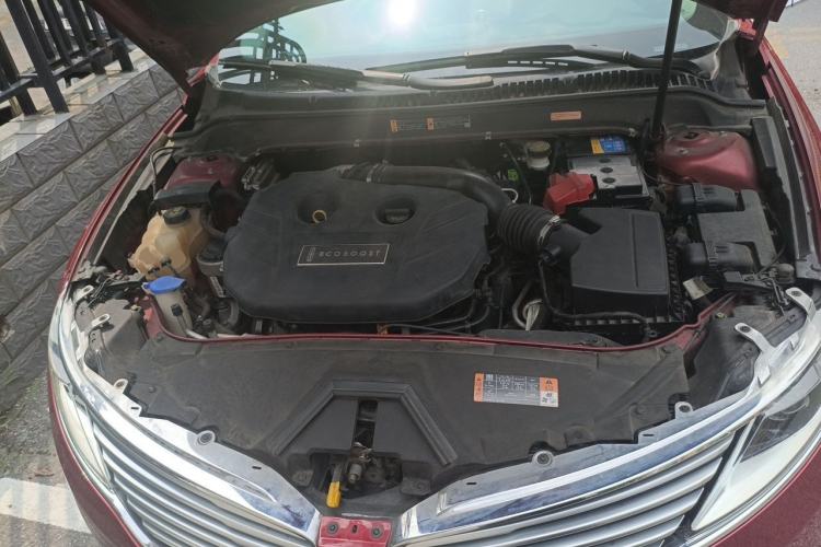 Used Lincoln MKZ 2014 2.0T Luxury Edition Engine Bay