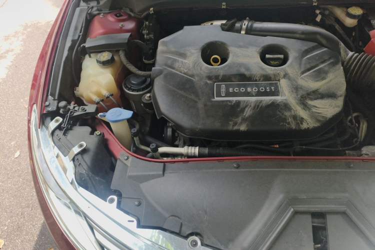 Used Lincoln MKZ 2014 2.0T Prestige Edition Engine Bay Right