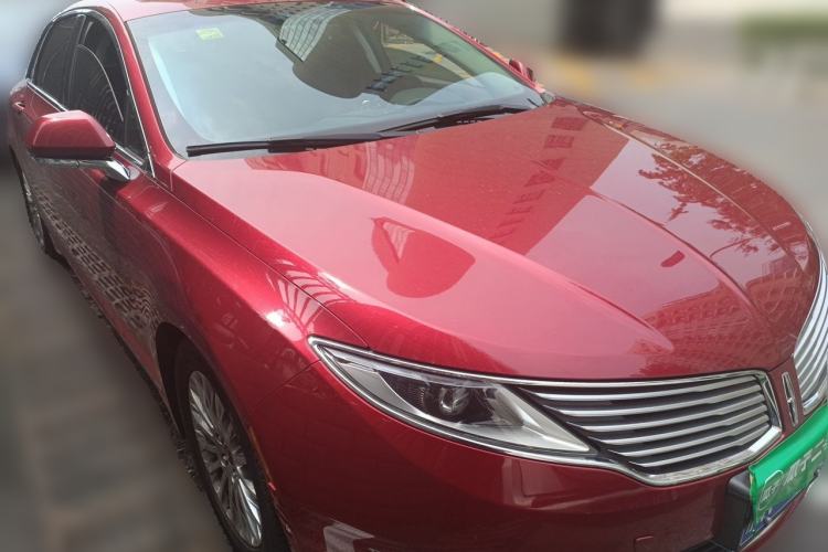 Used Lincoln MKZ 2014 2.0T Luxury Edition Front Right 45 Deg