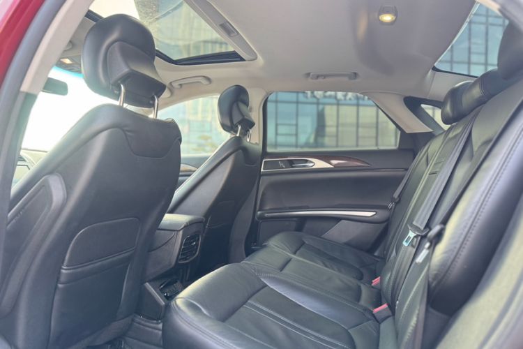 Used Lincoln MKZ 2014 2.0T Luxury Edition Interior 3