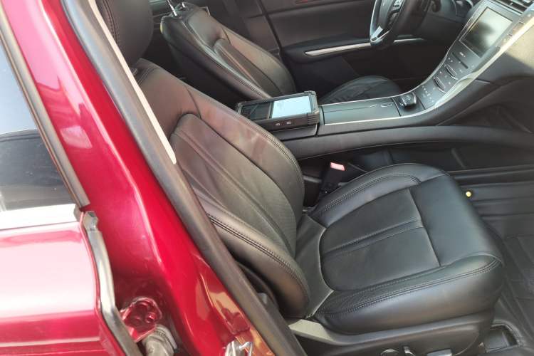 Used Lincoln MKZ 2014 2.0T Luxury Edition Right Front Seat