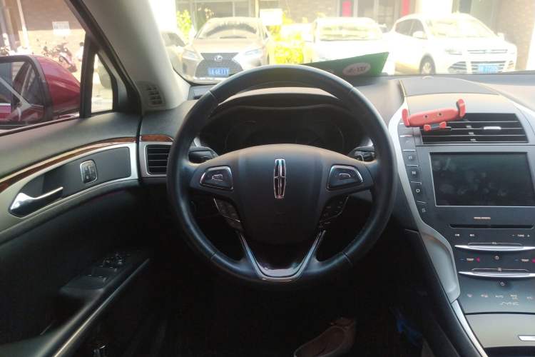Used Lincoln MKZ 2014 2.0T Luxury Edition Steering Wheel