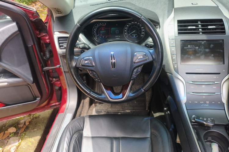 Used Lincoln MKZ 2014 2.0T Prestige Edition Steering Wheel