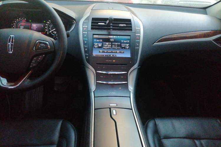 Used Lincoln MKZ 2014 2.0T Luxury Edition Audio And AC Panel