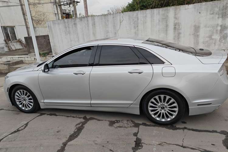 Used Lincoln MKZ 2014 2.0T Luxury Edition Exterior 3
