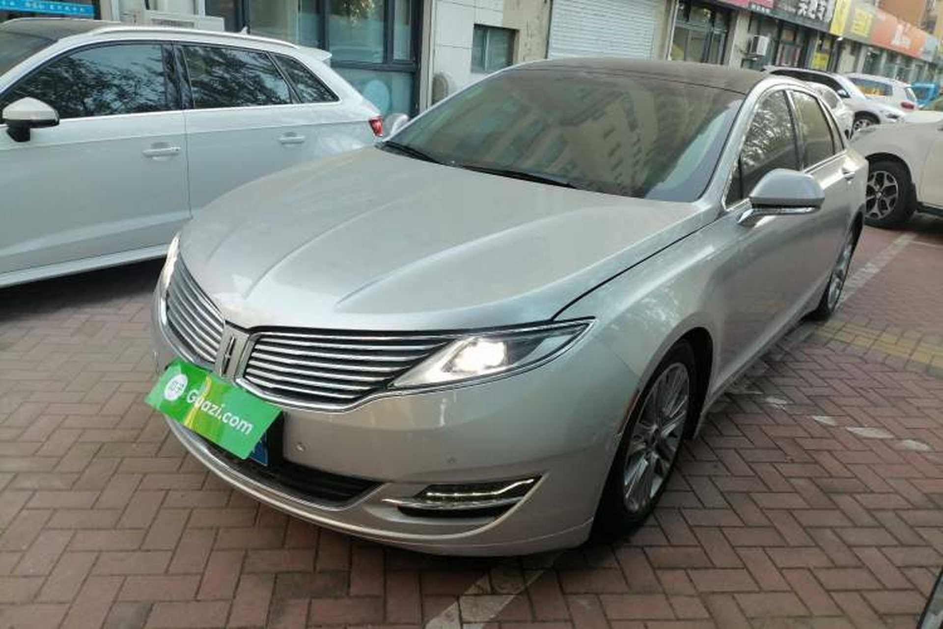 Used Lincoln MKZ 2014 2.0T Luxury Edition Front Left 45 Deg