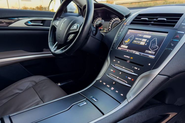 Used Lincoln MKZ 2014 2.0T Prestige Edition Interior 3