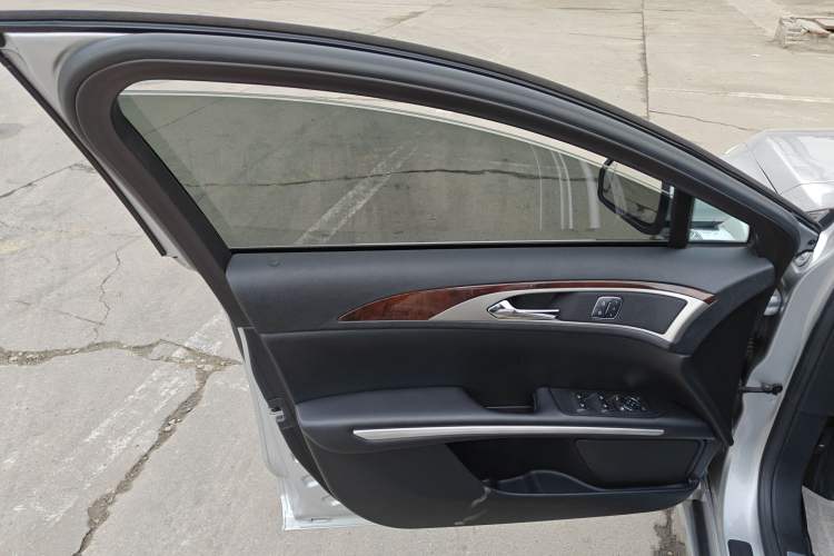 Used Lincoln MKZ 2014 2.0T Luxury Edition Interior 7