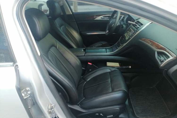 Used Lincoln MKZ 2014 2.0T Luxury Edition Right Front Seat