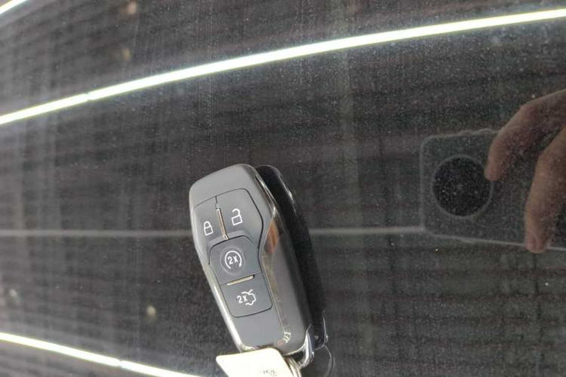 Used Lincoln MKZ 2014 2.0T Prestige Edition Vehicle Key