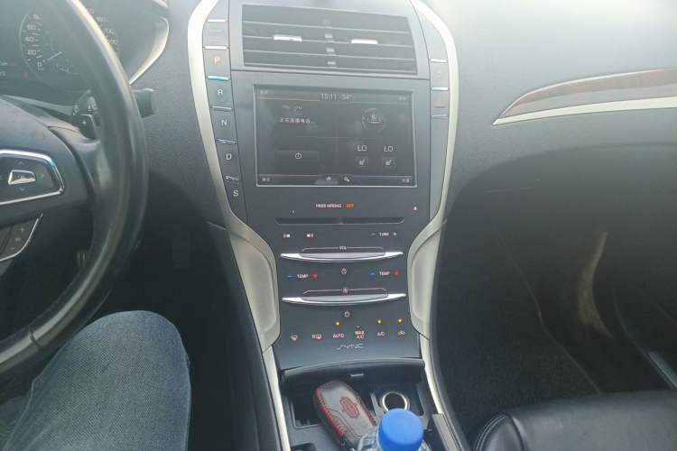 Used Lincoln MKZ 2014 2.0T Luxury Edition Audio And AC Panel