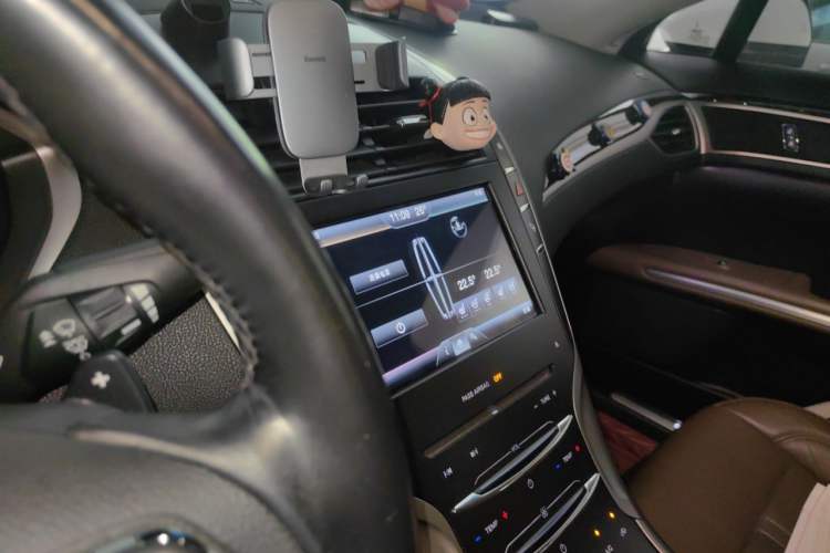 Used Lincoln MKZ 2014 2.0T Prestige Edition Audio And AC Panel