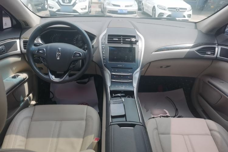 Used Lincoln MKZ 2014 2.0T Luxury Edition Center Console
