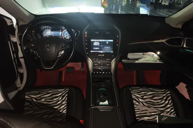 Used Lincoln MKZ 2014 2.0T Luxury Edition Center Console