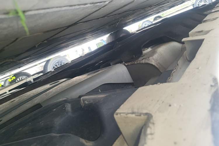 Used Lincoln MKZ 2014 2.0T Luxury Edition Chassis Rear Left