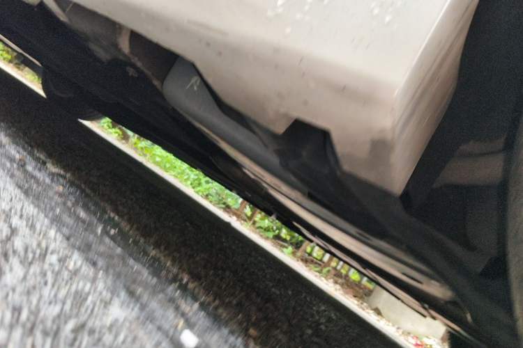 Used Lincoln MKZ 2014 2.0T Prestige Edition Chassis Rear Left