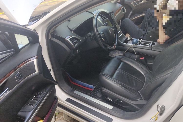 Used Lincoln MKZ 2014 2.0T Luxury Edition Driver Seat