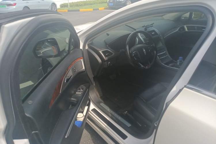 Used Lincoln MKZ 2014 2.0T Luxury Edition Driver Seat