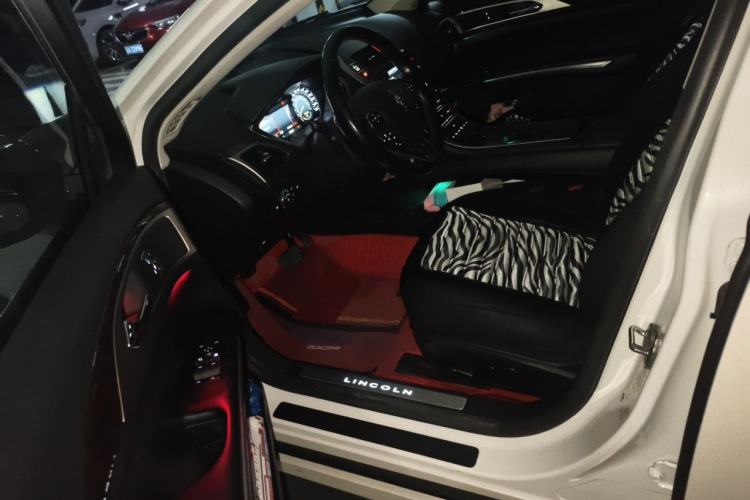 Used Lincoln MKZ 2014 2.0T Luxury Edition Driver Seat