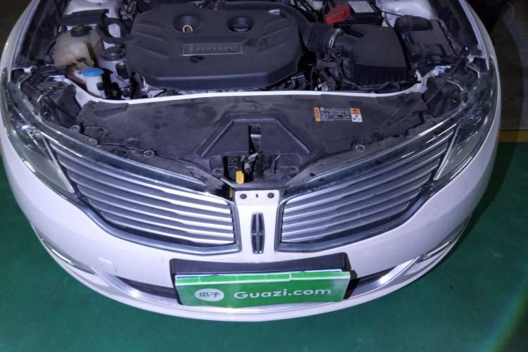 Used Lincoln MKZ 2014 2.0T Luxury Edition Engine Bay
