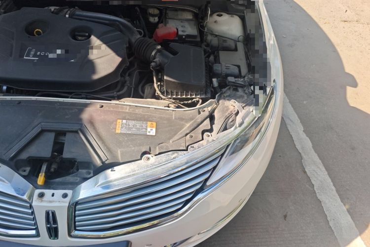 Used Lincoln MKZ 2014 2.0T Luxury Edition Engine Bay Left