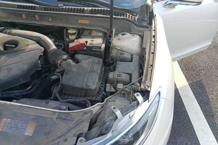 Used Lincoln MKZ 2014 2.0T Luxury Edition Engine Bay Left
