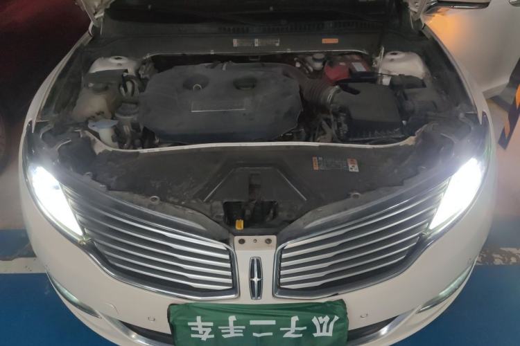 Used Lincoln MKZ 2014 2.0T Luxury Edition Engine Bay