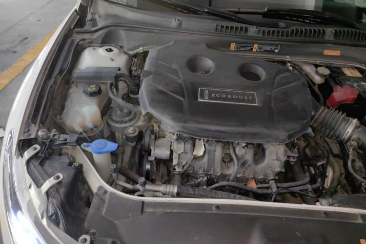 Used Lincoln MKZ 2014 2.0T Prestige Edition Engine Bay Right