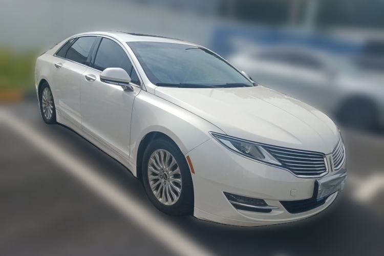 Used Lincoln MKZ 2014 2.0T Luxury Edition Front Right 45 Deg