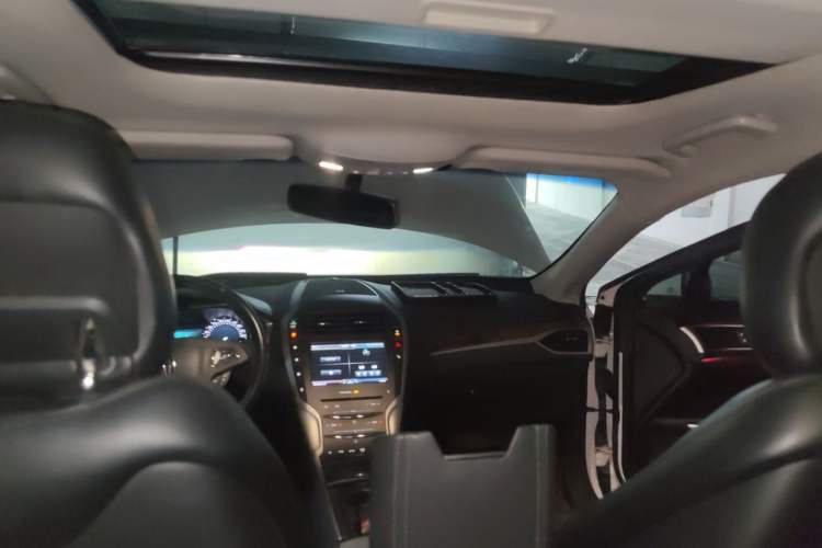 Used Lincoln MKZ 2014 2.0T Luxury Edition Headliner