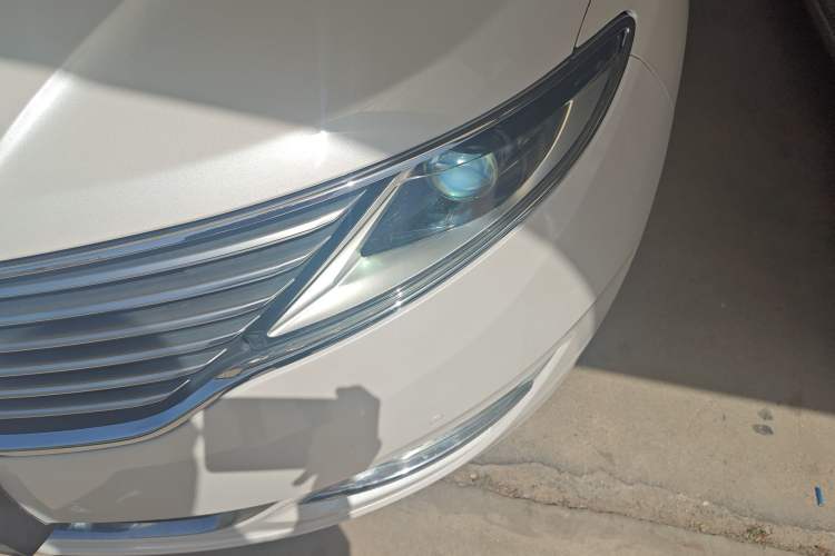 Used Lincoln MKZ 2014 2.0T Luxury Edition Left Front Headlight