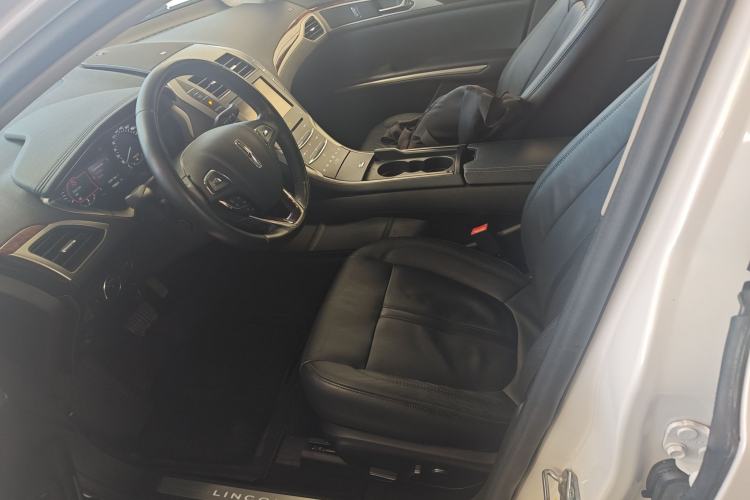 Used Lincoln MKZ 2014 2.0T Luxury Edition Left Front Seat