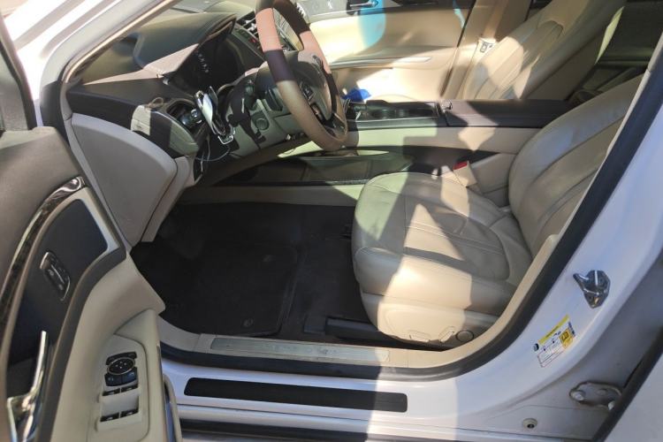 Used Lincoln MKZ 2014 2.0T Luxury Edition Left Front Seat