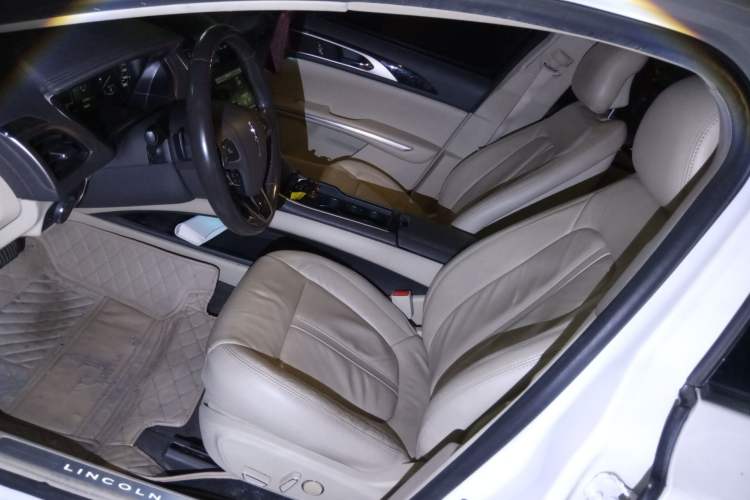 Used Lincoln MKZ 2014 2.0T Luxury Edition Left Front Seat