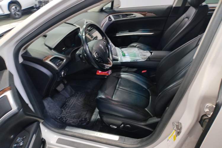 Used Lincoln MKZ 2014 2.0T Luxury Edition Left Front Seat