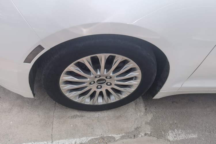 Used Lincoln MKZ 2014 2.0T Luxury Edition Left Front Wheel Hub