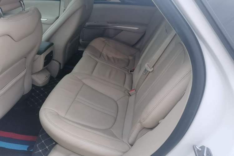 Used Lincoln MKZ 2014 2.0T Luxury Edition Left Rear Seat