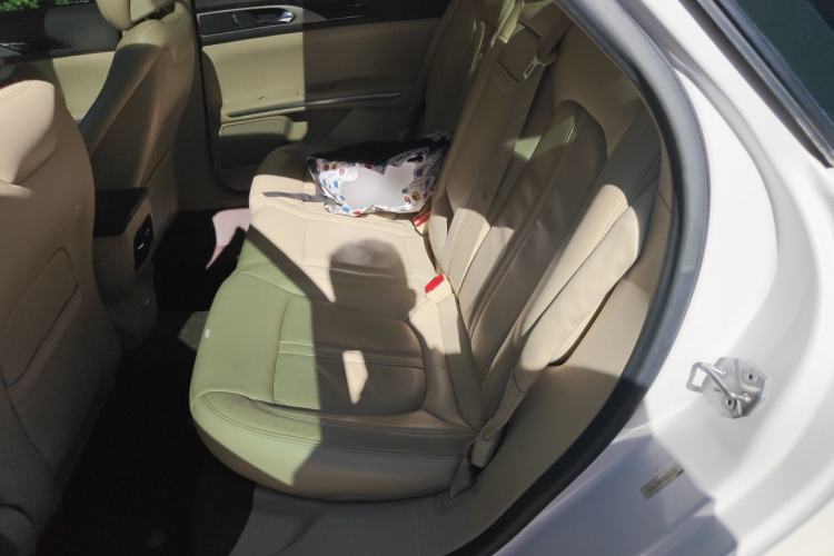 Used Lincoln MKZ 2014 2.0T Luxury Edition Left Rear Seat