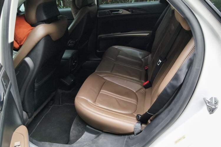 Used Lincoln MKZ 2014 2.0T Prestige Edition Left Rear Seat
