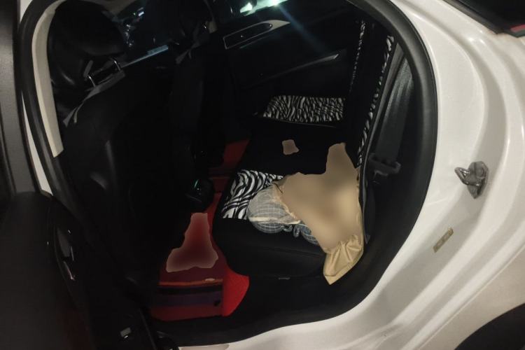 Used Lincoln MKZ 2014 2.0T Luxury Edition Left Rear Seat