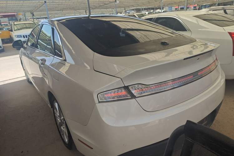 Used Lincoln MKZ 2014 2.0T Luxury Edition Rear Left 45 Deg