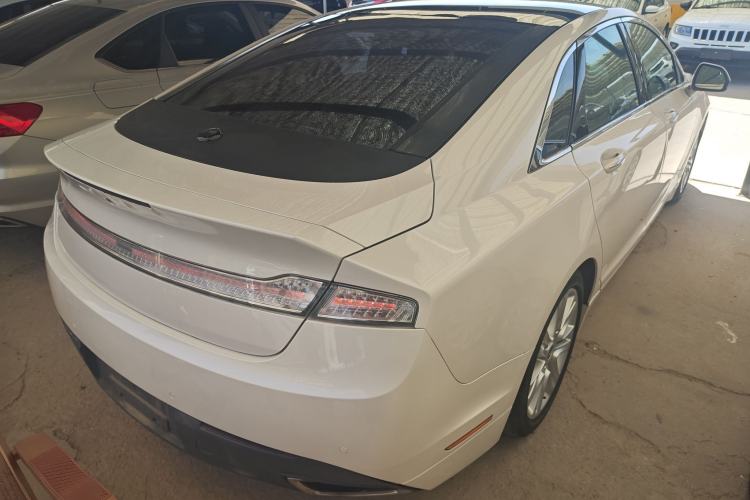 Used Lincoln MKZ 2014 2.0T Luxury Edition Rear Right 45 Deg
