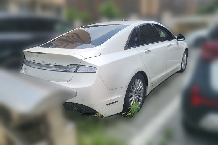 Used Lincoln MKZ 2014 2.0T Luxury Edition Rear Right 45 Deg